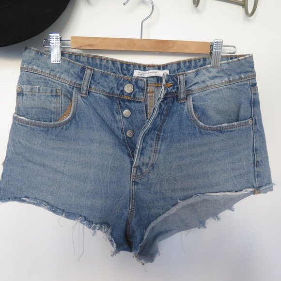 Zara Blue Denim Mini Short Jeans - Picture 3 of 16